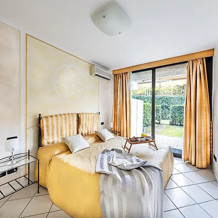 Giulia Apartment Desenzano del Garda